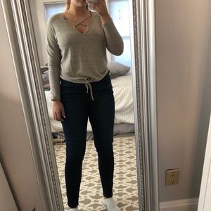 Long sleeve cream top